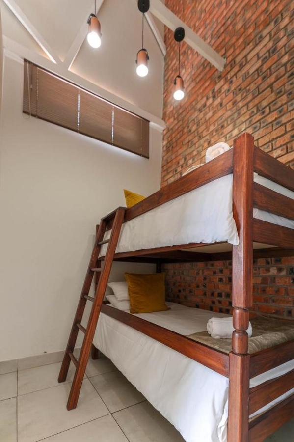 Guest Suites On Connor บลูมฟอนเทน ภายนอก รูปภาพ
