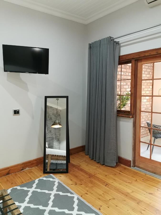 Guest Suites On Connor บลูมฟอนเทน ภายนอก รูปภาพ
