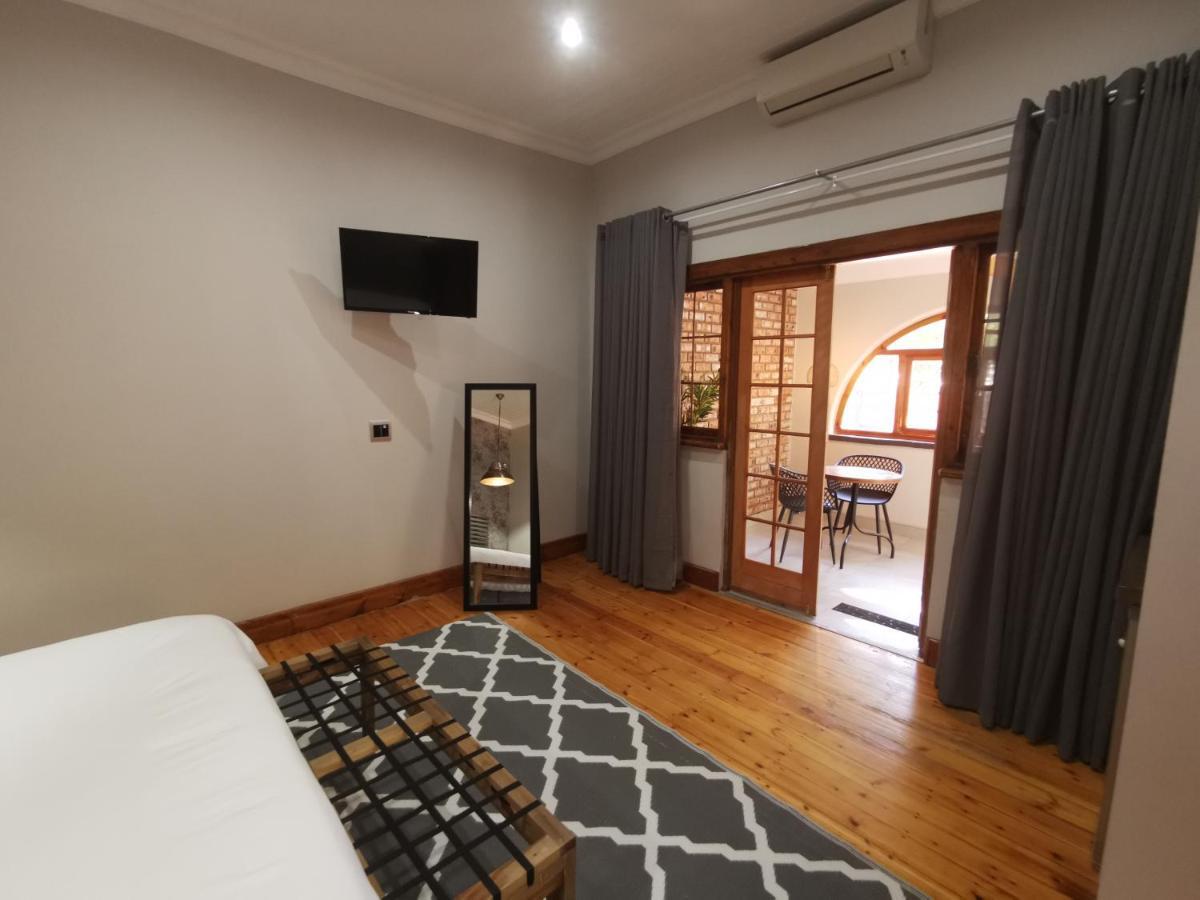 Guest Suites On Connor บลูมฟอนเทน ภายนอก รูปภาพ