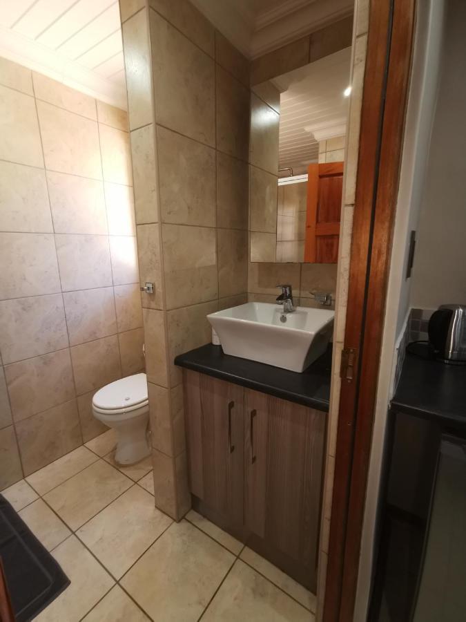 Guest Suites On Connor บลูมฟอนเทน ภายนอก รูปภาพ